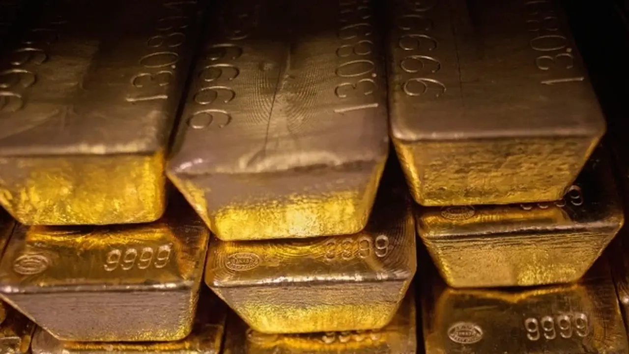 تحركات مفاجئة في الأسواق العالمية ترفع أسعار الذهب وتهبط بالأسهم الآسيوية